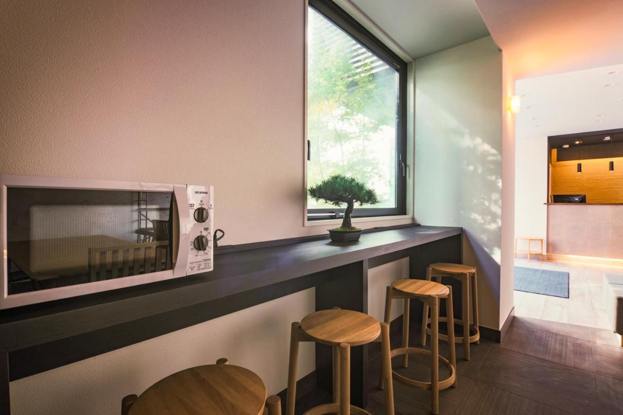 Wayfarer Matsu Hotel Osaka Exterior photo